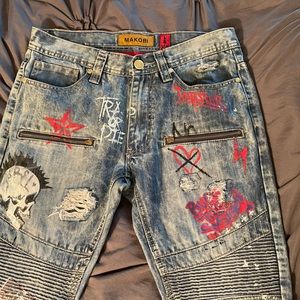 MAKOBI JEANS